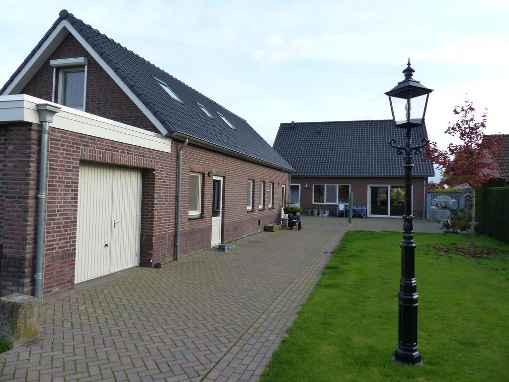 Bed and Breakfast De Zolder Meterik Exterior foto